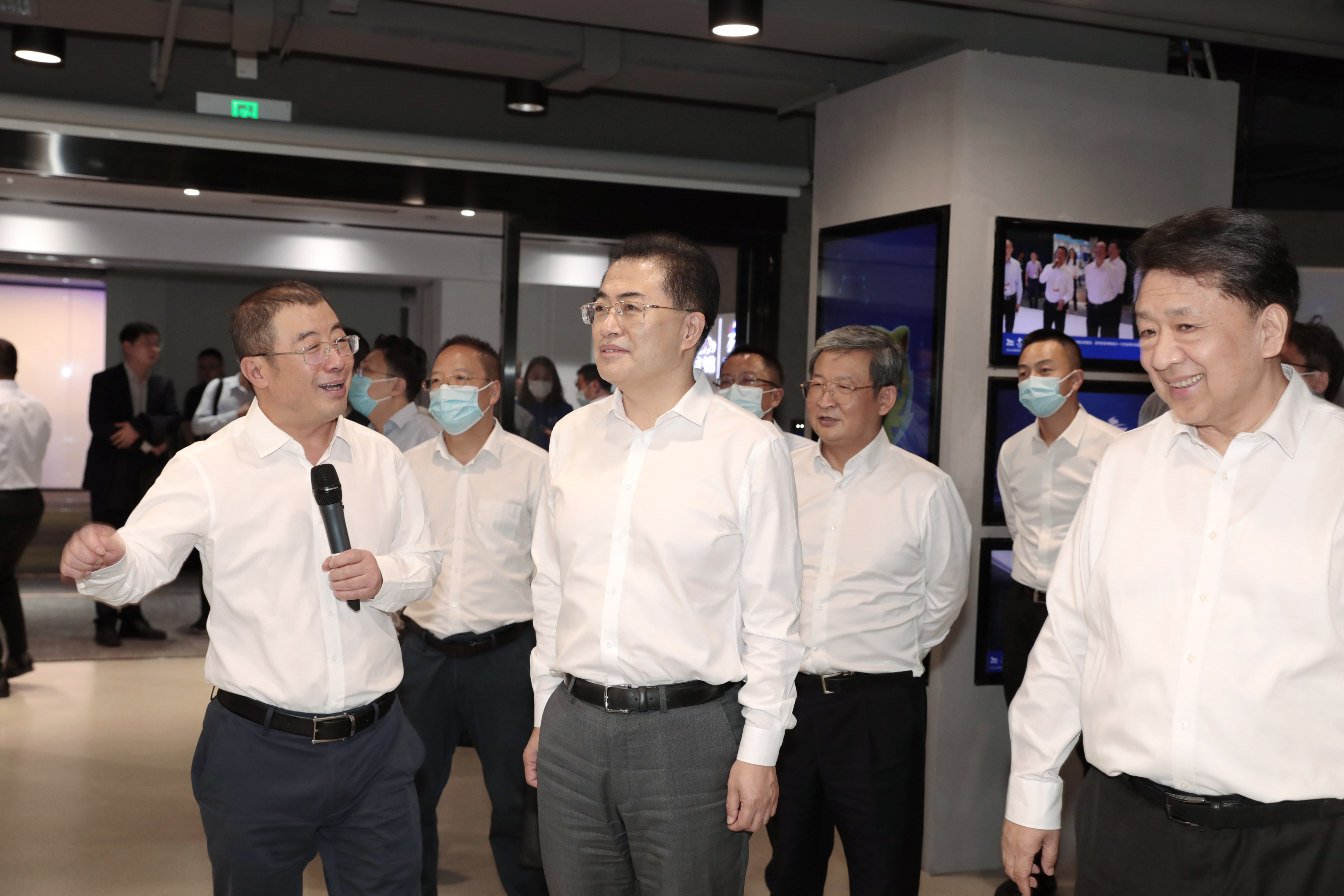 �̽��������ʡ��������󡢹���ί�������Ρ���ҵ���¡���������