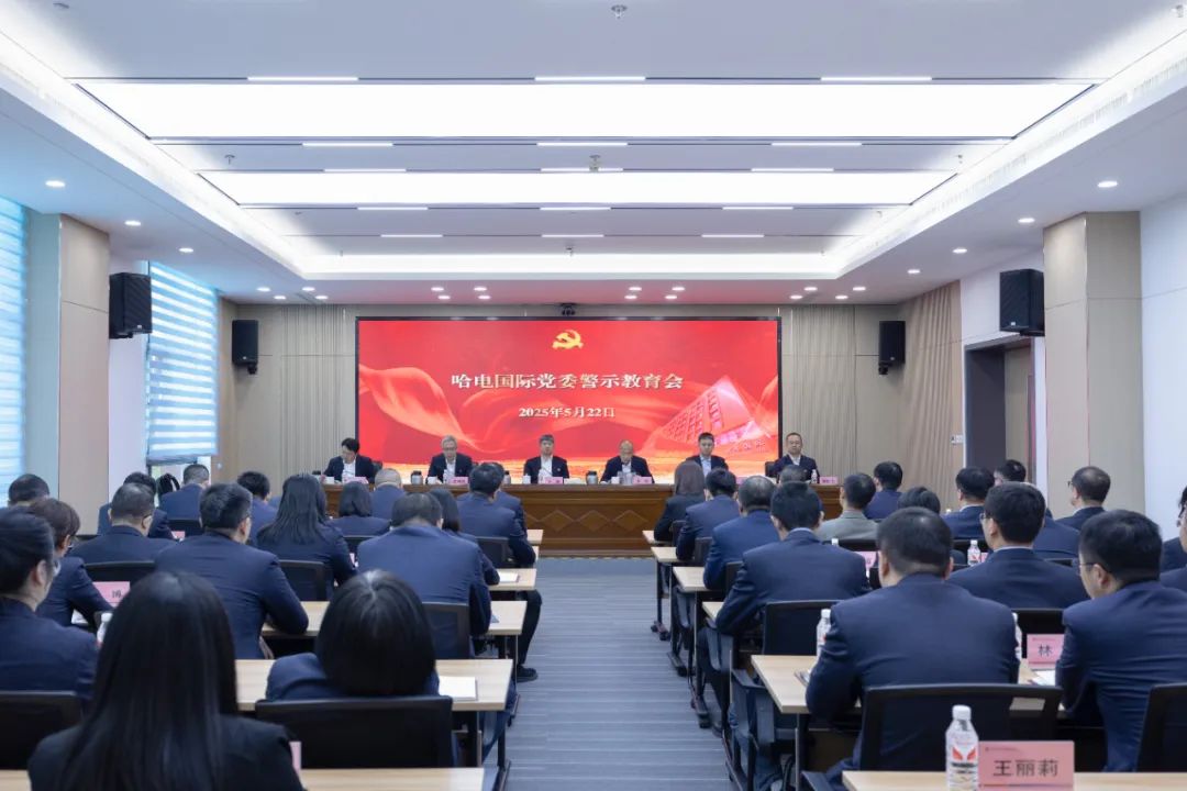 2DDD7CA9D8B6484CF2547546006_5527DDFD_16B55.jpg?e= 2DDD7CA9D8B6484CF2547546006_5527DDFD_16B55.jpg?e=