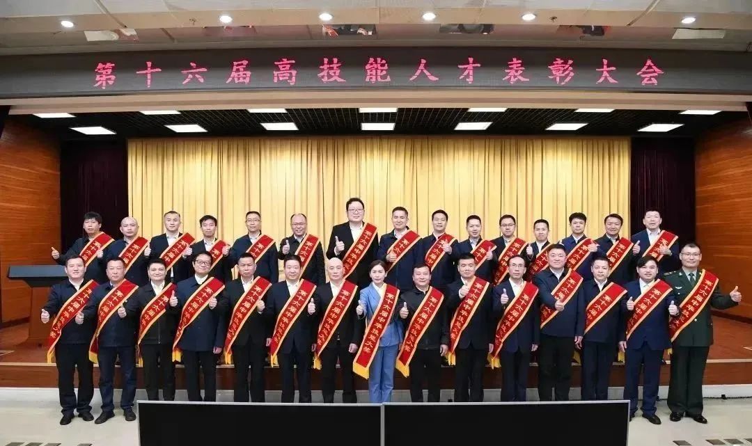 C6BE9E6C5F69BE4F35DDD469DA6_74070A3F_1FF13.jpg?e=